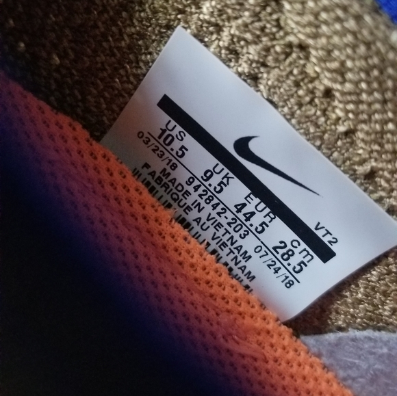 Nike Air Vapormax Flyknit 2 Size 10.5 - Picture 7 of 7